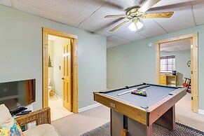 Pet-friendly Hiawassee Cabin w/ Lake Views & Sauna