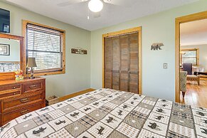 Pet-friendly Hiawassee Cabin w/ Lake Views & Sauna