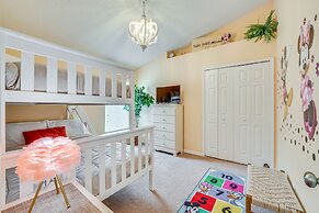 Renovated Kissimmee Home - 10 Mi to Disney Springs