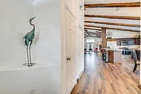 Renovated Kissimmee Home - 10 Mi to Disney Springs