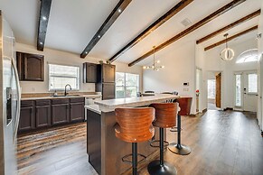 Renovated Kissimmee Home - 10 Mi to Disney Springs