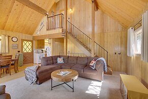 Woodsy Lake Arrowhead Cabin w/ Fire Pit Table