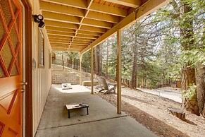 Woodsy Lake Arrowhead Cabin w/ Fire Pit Table