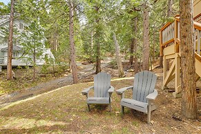 Woodsy Lake Arrowhead Cabin w/ Fire Pit Table
