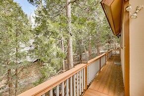Woodsy Lake Arrowhead Cabin w/ Fire Pit Table