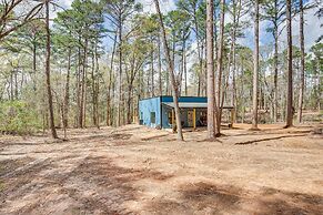 Winnsboro Barndominium w/ Fire Pit & Large Deck!