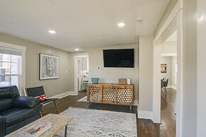 Riverfront Newton Vacation Rental Near Wichita!