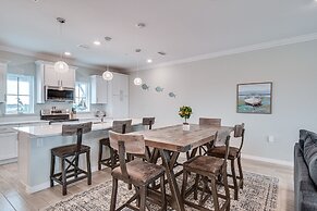 Pensacola Golf Getaway w/ Pool + Beach Access!