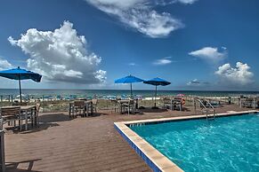 Pensacola Golf Getaway w/ Pool + Beach Access!