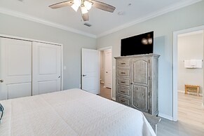 Pensacola Golf Getaway w/ Pool + Beach Access!