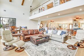 Newly Remodeled Lakefront Granbury Escape w/ Dock!