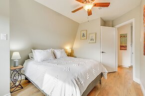 Newly Remodeled Lakefront Granbury Escape w/ Dock!