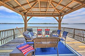 Newly Remodeled Lakefront Granbury Escape w/ Dock!