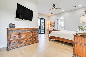 Newly Remodeled Lakefront Granbury Escape w/ Dock!