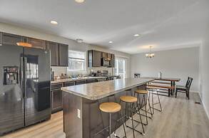 Pocono Retreat: Lake, Firepit, Bbq, Gameroom, Ski 4 Bedroom Home by Re