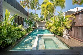 Luxueuse Villa Yogisurf 2 Canggu Piscine & Jacuzzi