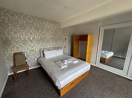 The New England Hotel