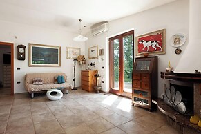 Villa Carmen With Garden And Pool