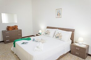 Casa Lucia Close To The Sandy Beach