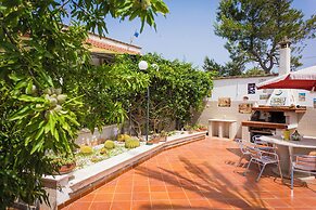 Casa del Parà With Pool Near The Beach