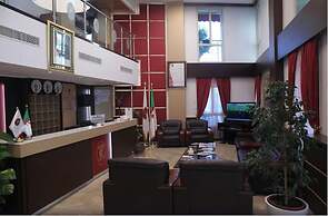 Hotel St Telemly