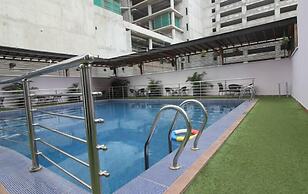 MountRoyal Centre Hotel and Suites