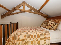 3 Caddaford Barns