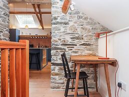 3 Caddaford Barns
