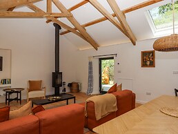 3 Caddaford Barns