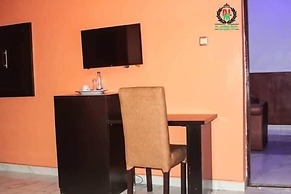 De-Lasmall Hotel and Resort Ltd