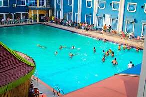 De-Lasmall Hotel and Resort Ltd