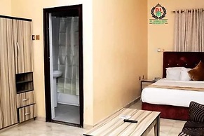De-Lasmall Hotel and Resort Ltd