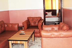 De-Lasmall Hotel and Resort Ltd