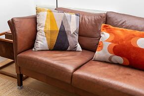 Spacious 2BD Flat By Regents Park & Camden Town!