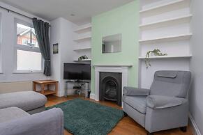 Ground Floor Apartment - Private Garden