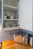 Ground Floor Apartment - Private Garden