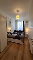 Inviting 2BD Flat 15 Mins From Heart of Dublin!