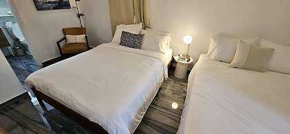 Sirena Azul SoBe Suite 1