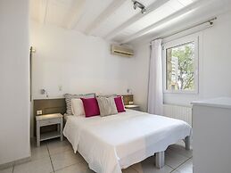 Baybees Sea View Residence