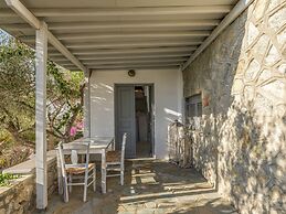 Baybees Sea View Residence