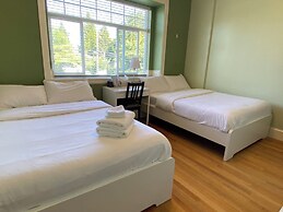 Vancouver Metrotown Modern Guest House