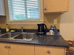 Vancouver Metrotown Modern Guest House