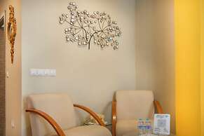 Molucano Themed Rooms