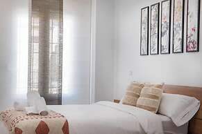 Molucano Themed Rooms