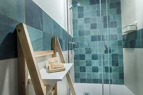 Molucano Themed Rooms