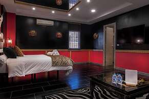 Molucano Themed Rooms