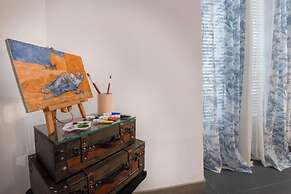 Molucano Themed Rooms