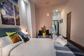 Molucano Themed Rooms