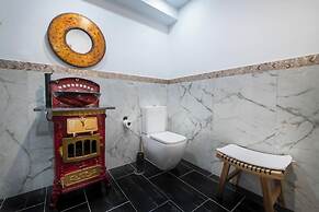 Molucano Themed Rooms