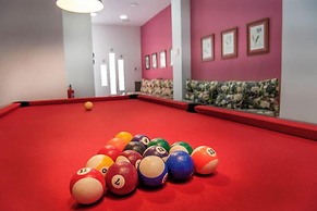 Molucano Themed Rooms